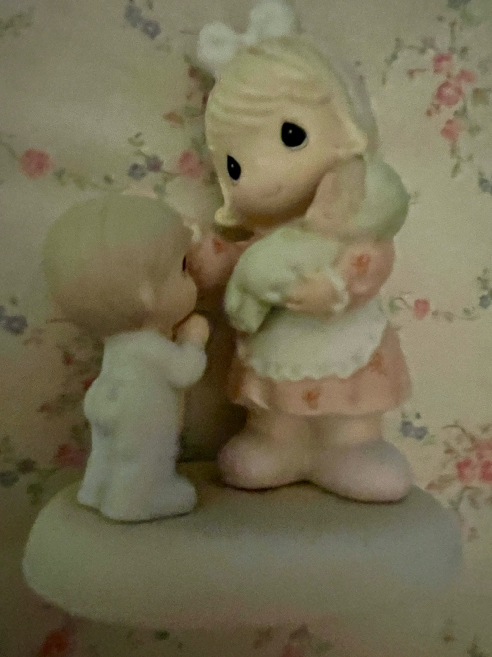 Precious Moments 1997 You have such a special way of caring each and every day.